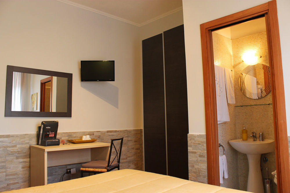 Bed and Breakfast Il Borghetto Antico Roma Exterior foto